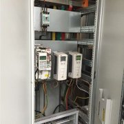 乐思体育plc：自动化控制柜的功能及应用领域